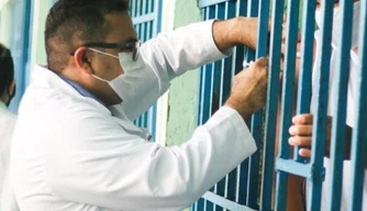 Atendimento em sistemas prisionais