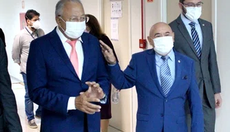 Prefeito de Teresina, Dr. Pessoa, e presidente do TJ-PI, José Ribamar.