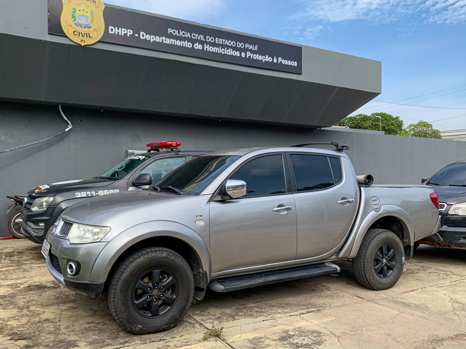 Carro utilizado na prática do crime