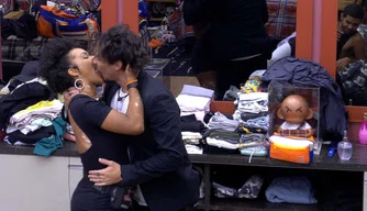 Clima de romance esquentou na casa