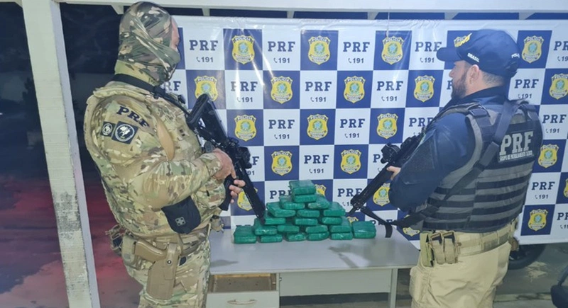 Droga apreendida pela PRF em Parnaíba.
