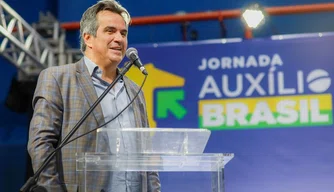 Ciro Nogueira em inauguração do Complexo Esportivo de Badminton da UFPI.