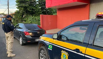 Carro recuperado em Floriano