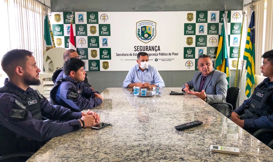 Vereador Dudu dialogando entre SSP e GCM