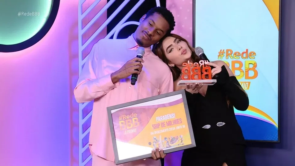 Paulo André e Jade Picon ganham o prêmio ship de milhões da rede BBB