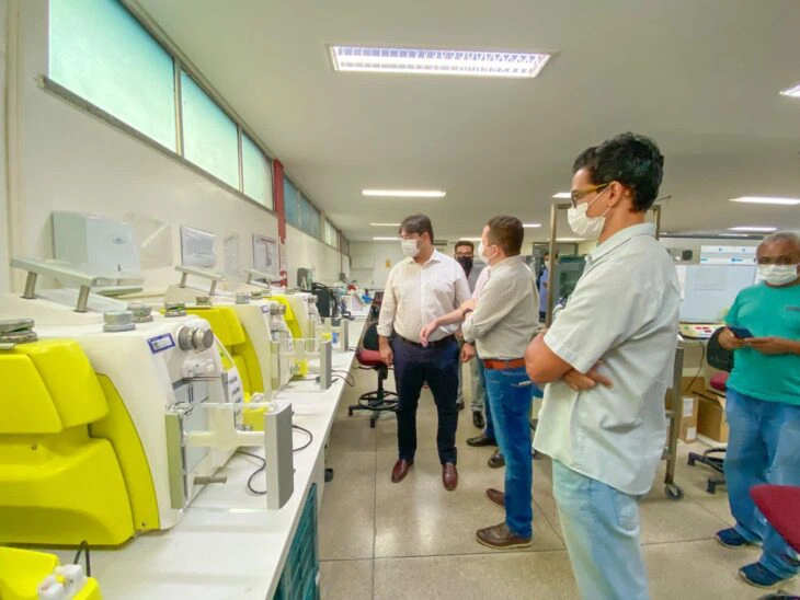 Visita do Secretário de Estado da Saúde, Neris Júnior, ao Hemopi