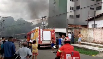 Incêndio no Ilhotas