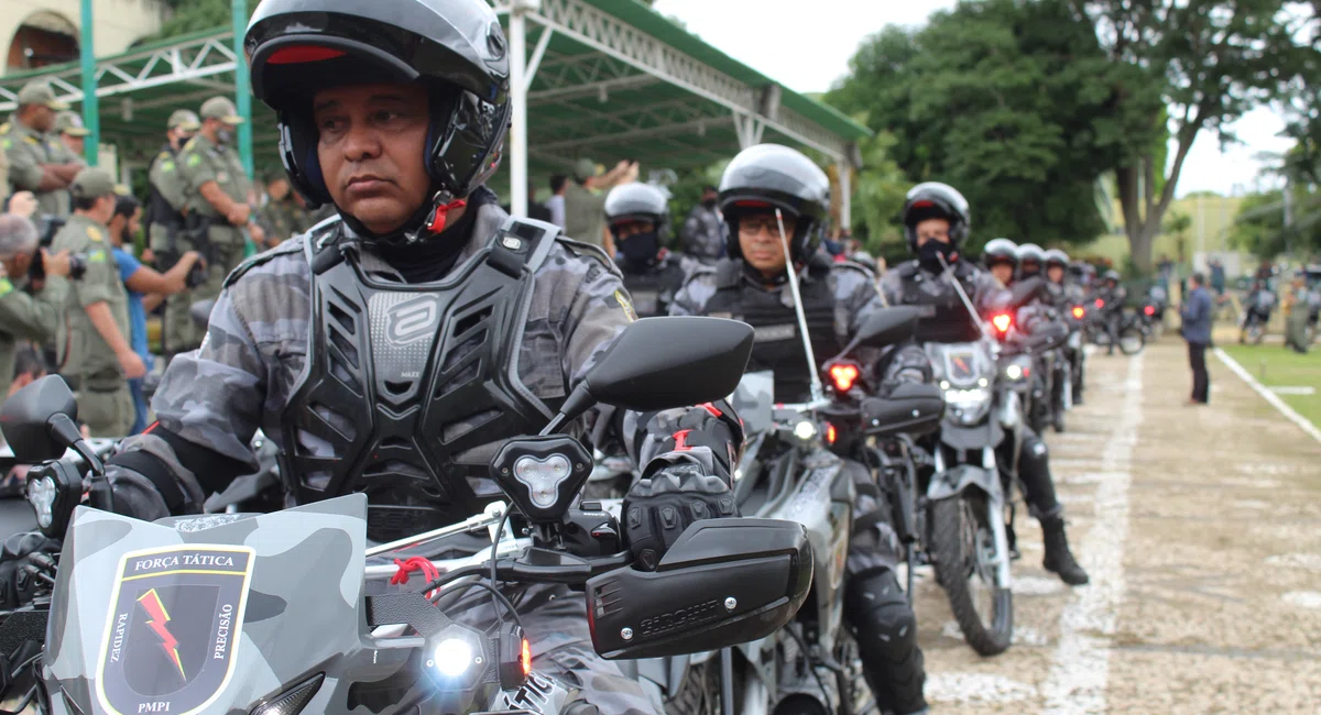Encerramento da entrega de motos