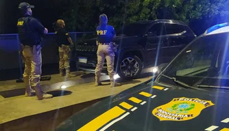 Prisão e documento falso.