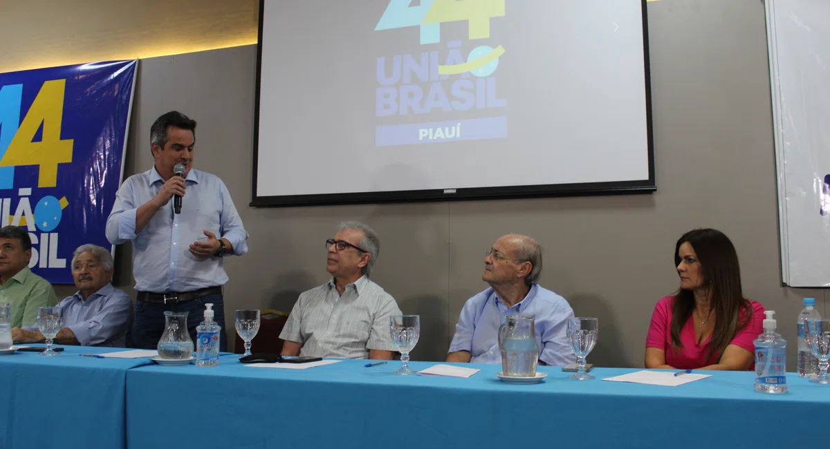 Oficialização do apoio de João Vicente Claudino a Sílvio Mendes