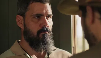 Alcides (Juliano Cazarré) ficará ressabiado após conversa com Cramulhão