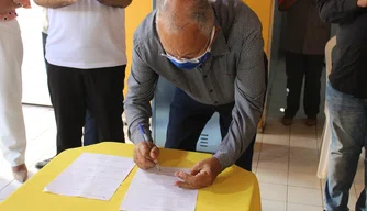 Dr. Pessoa assina Ordem de Serviço para dois conselhos tutelares