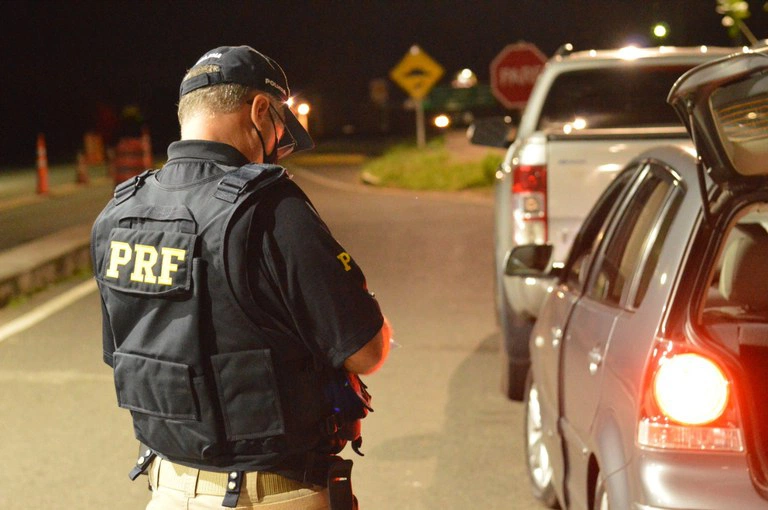 Prisão de foragido da justiça de Santa Catarina.