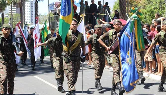 Desfile de 200 anos da Independência do Brasil