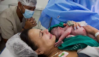 Joaquim, primeiro filho de Viviane Araújo nasce no Rio de Janeiro