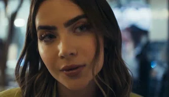 Jade Picon em sua primeira aparição em Travessia.