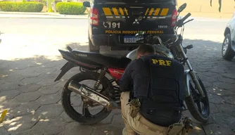 Motocicleta apreendida em Bom Jesus