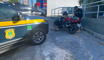 PRF recupera motocicleta adulterada em Floriano.
