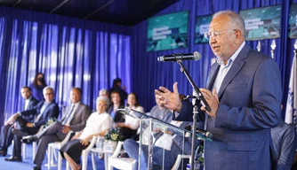 Prefeito Dr. Pessoa assina convênio com a Equatorial Piauí, para retirar resíduos de podas de árvores.