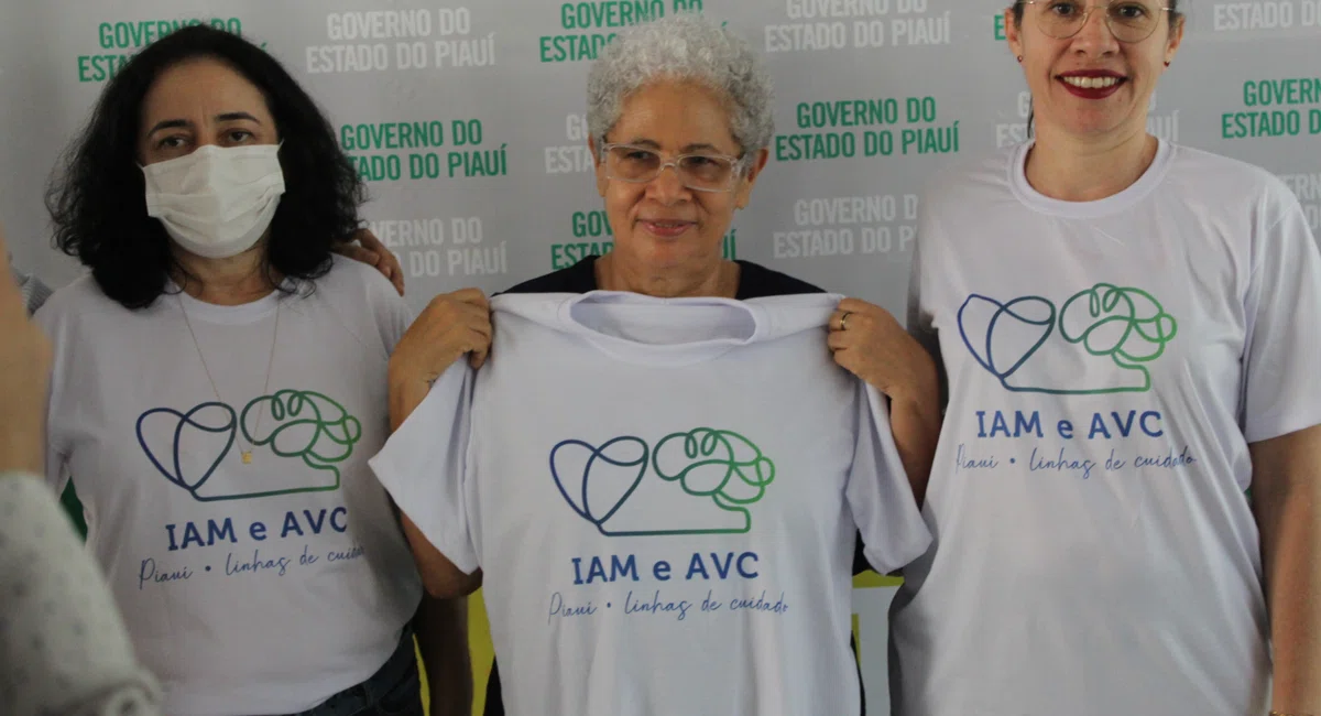 Entrega de Ambulâncias