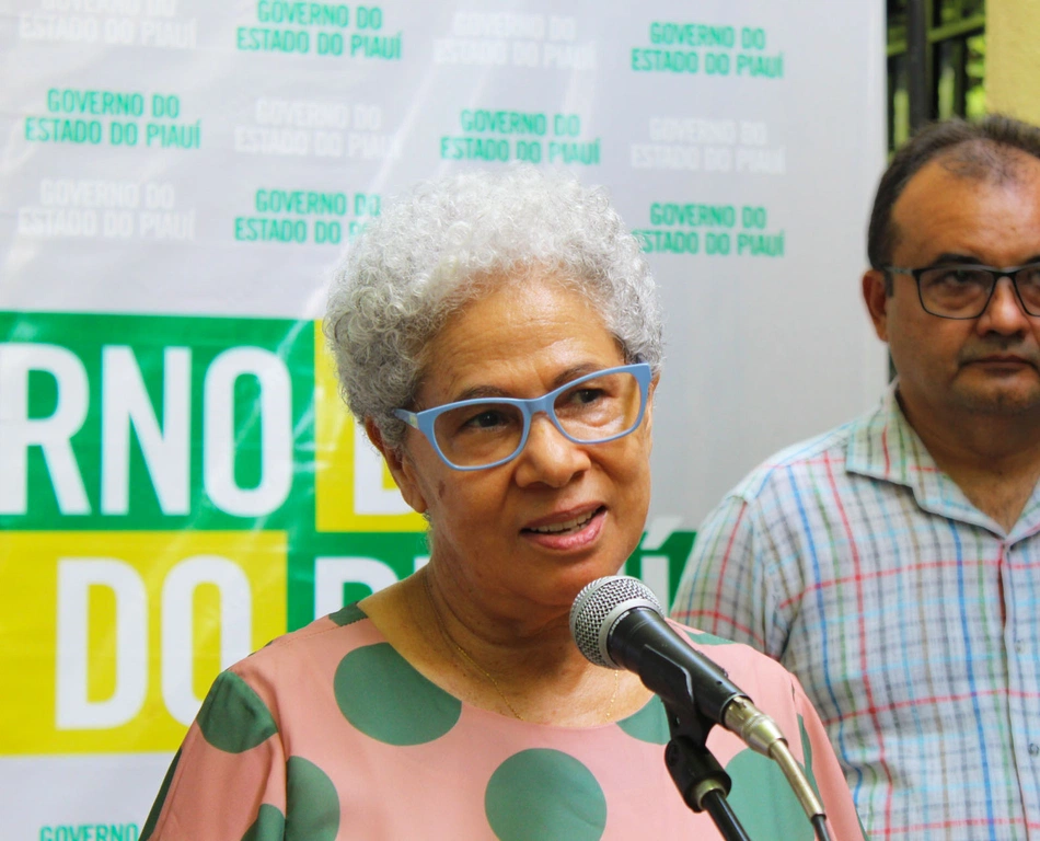 Governadora Regina Sousa