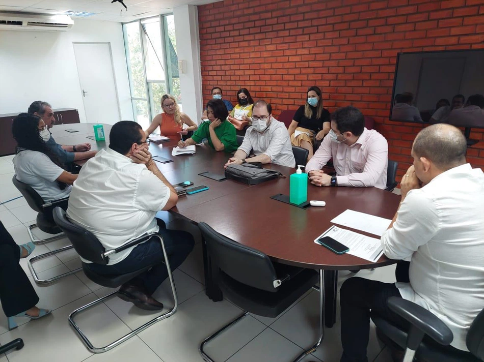 Reunião com autoridades do COE Estadual.