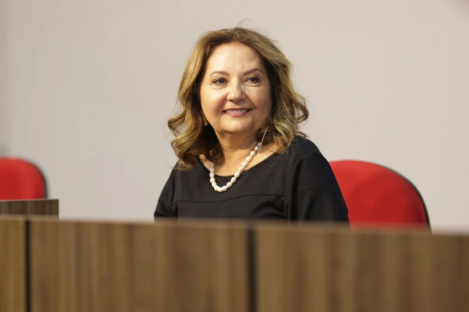 Desembargadora Liana Chiab.