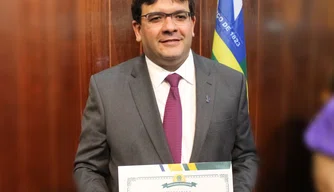 Rafael Fonteles é diplomado governador do Piauí pelo TRE