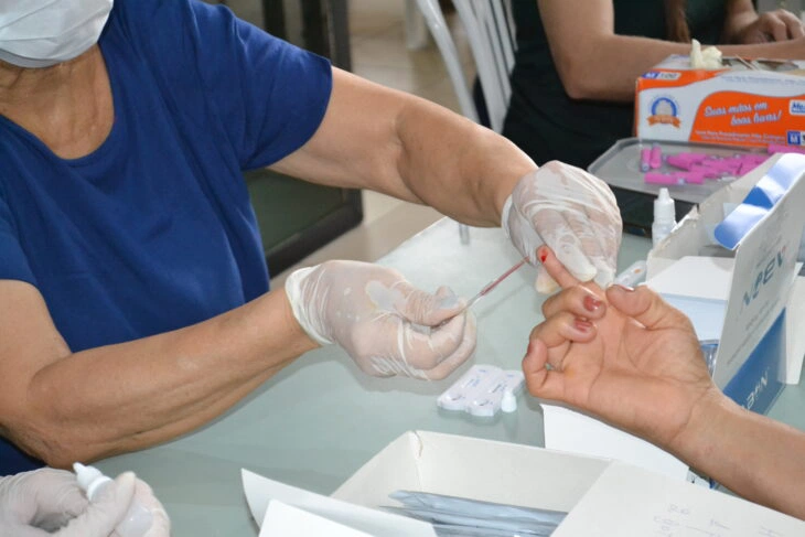 Detran-PI participa de ação da campanha Dezembro Vermelho .