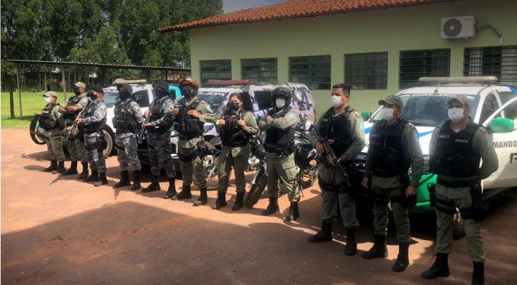 PM realiza operação de fim de ano em Corrente.