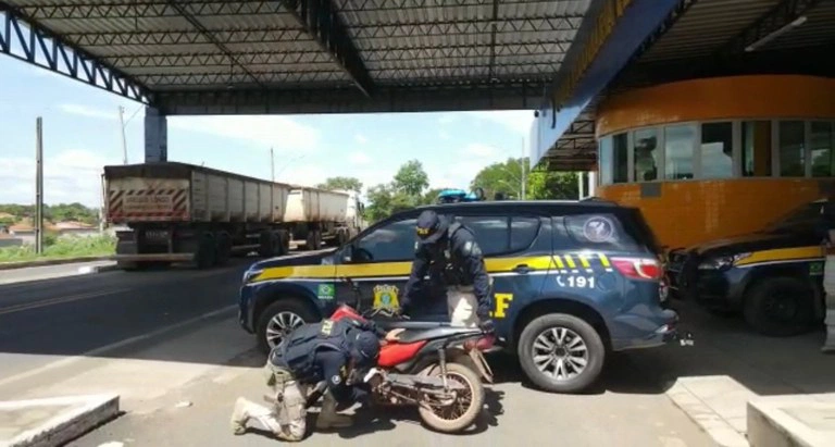 Motocicleta adulterada apreendida