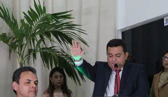 Prefeito Toninho de Caridade é empossado novo presidente da APPM