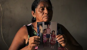 Maria do Socorro Nunes, mãe de Janaína da Silva Bezerra