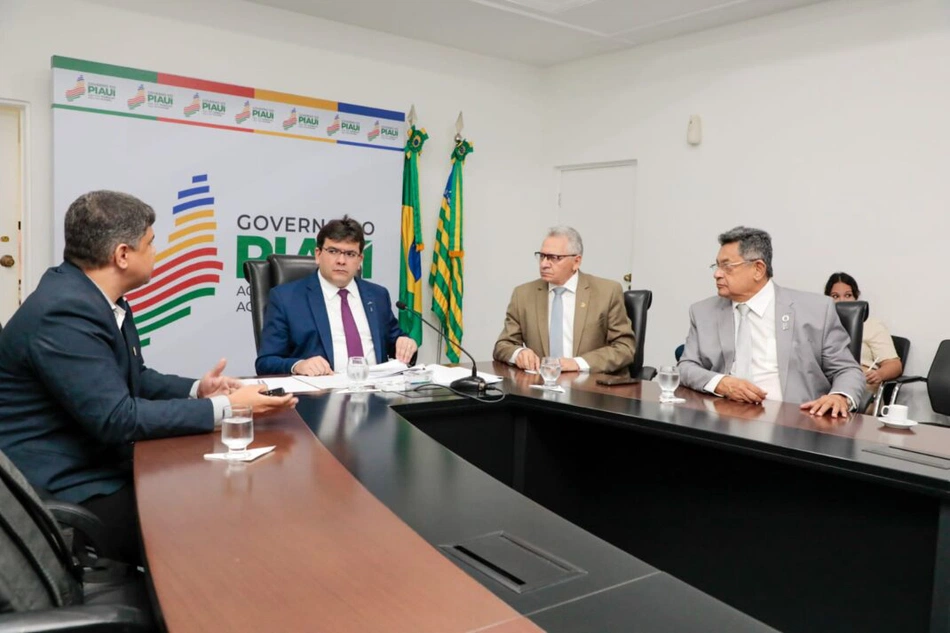 Rafael Fonteles anuncia investimento no Congresso Nordestino de Produção Animal da UFPI