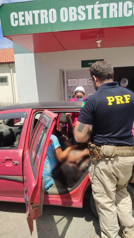 PRF auxilia em trabalho de parto em Parnaíba.