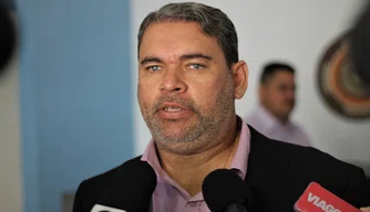 Secretário da Semduh, James Guerra