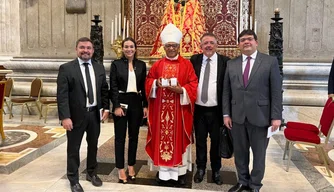Governador Rafael Fonteles participa de missa solene no Vaticano