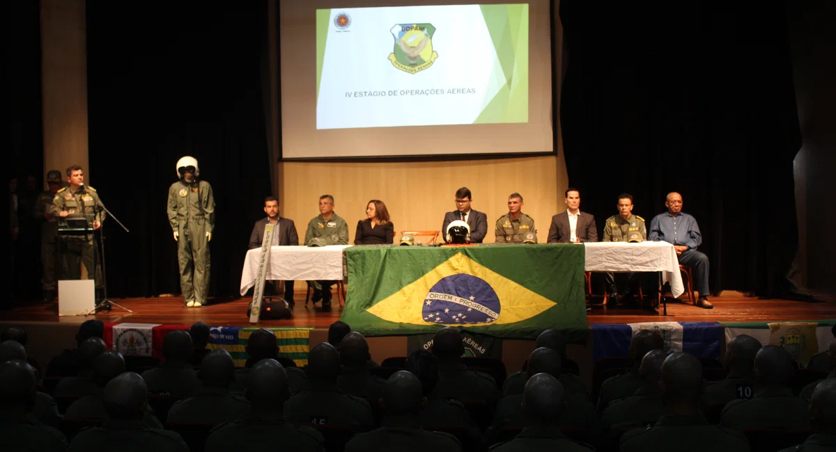 PM do Piauí faz aula inaugural do IV Estágio de Operações Aéreas