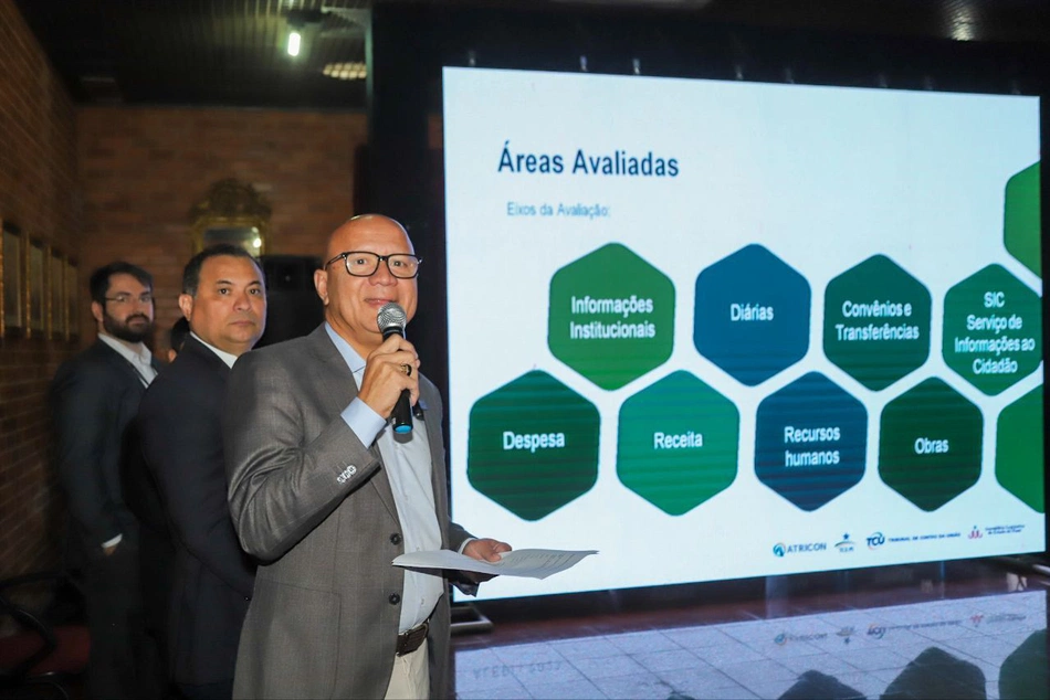 Nível de transparência da Alepi aumenta para 75,3%, aponta TCE