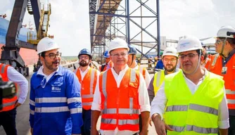 Governador Rafael Fonteles em visita ao Porto de Itaqui