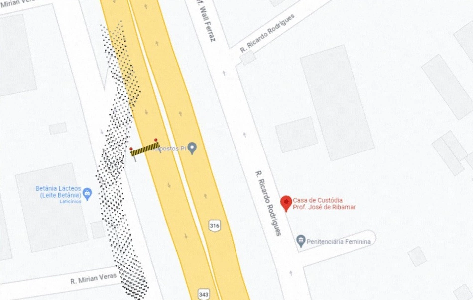 Deslocamento para via marginal da BR 316.