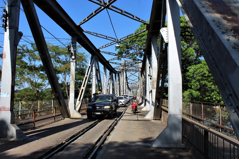 Ponte Metálica