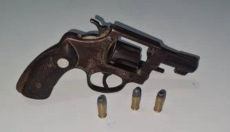 PM-PI prende homem com porte ilegal com arma de fogo em Parnaíba