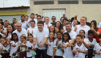Rafael entrega primeira obra do Orçamento Participativo em Teresina