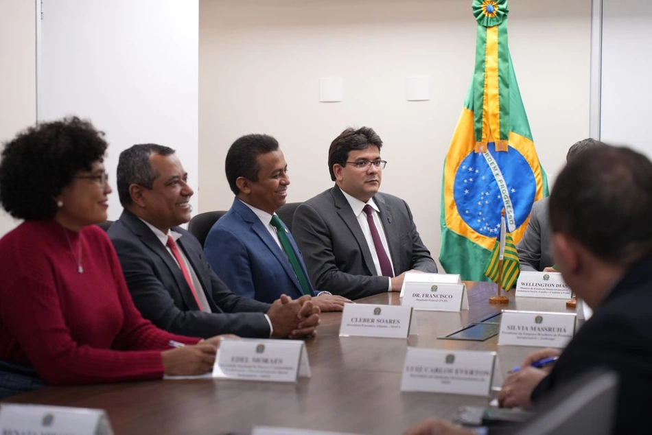 Rafael Fonteles adere à parceria para enfrentamento da desertificação