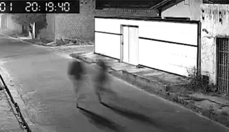 Câmera registra momento em que homem morto a tiros no Parque Brasil II