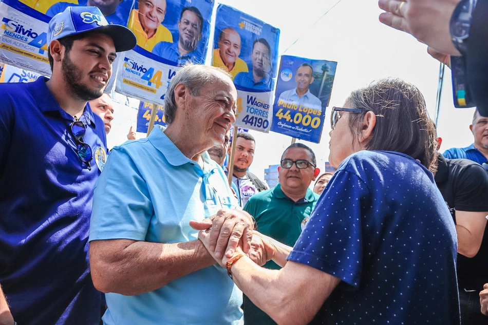 Silvio Mendes reafirma compromisso de arrumar Teresina no bairro Promorar