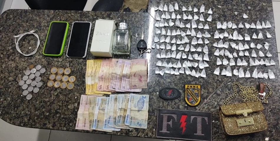 Polícia Militar prende casal com 151 trouxas de cocaína em Timon