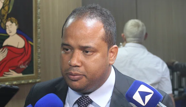 Precisamos recuperar o transporte público de Teresina, diz Enzo Samuel
