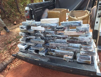 Operação da PM apreende mais de 30 tabletes de drogas em Altos